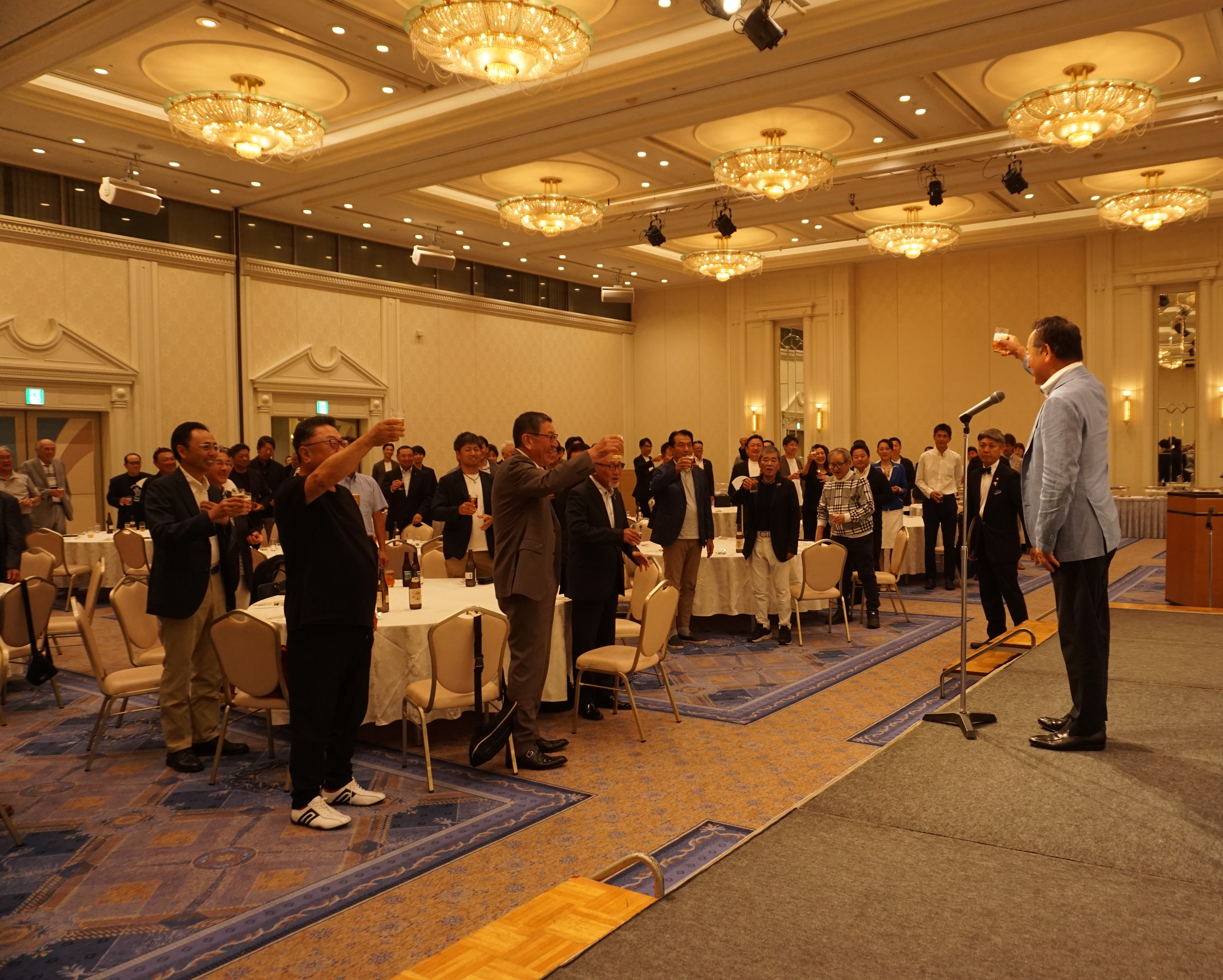 相川副会頭 乾杯の音頭